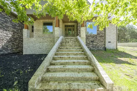 621 Bradley Ln, Bath Springs, TN 38311