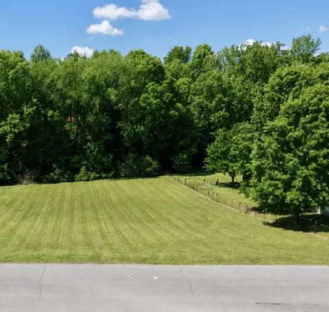 0 Briarwood Dr, Charlotte, TN 37036