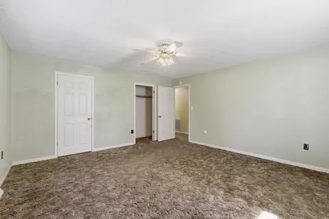 Bedroom - 442 Crescent Dr, Springfield, TN 37172 photo 4 of 6
