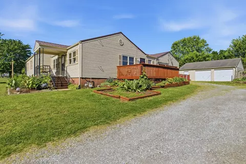 442 Crescent Dr, Springfield, TN 37172