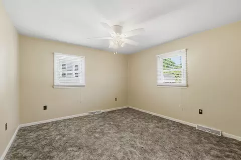 Bedroom - 442 Crescent Dr, Springfield, TN 37172 photo 2 of 6
