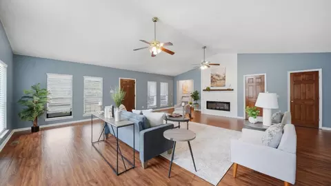 7807 Hixson Pike, Hixson, TN 37343