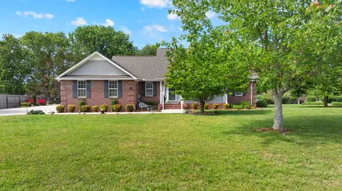 240 Brandi Cir, Winchester, TN 37398