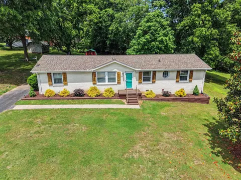 604 Dorothy Dr, Goodlettsville, TN 37072