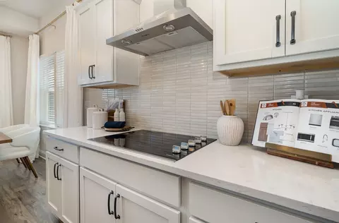 Kitchen - 2304 Audubon Ln, Murfreesboro, TN 37128 photo 3 of 3