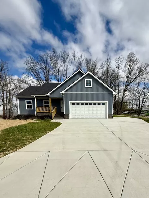 306 Cassie Dr, Lafayette, TN 37083