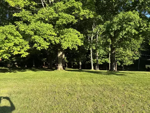 17 Edmondson Ferry Rd, Clarksville, TN 37040