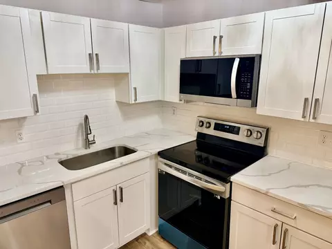 370 Wallace Rd #C6, Nashville, TN 37211