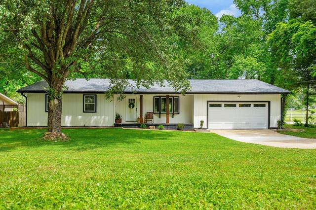 7535 Irongate Dr, Hixson, TN 37343