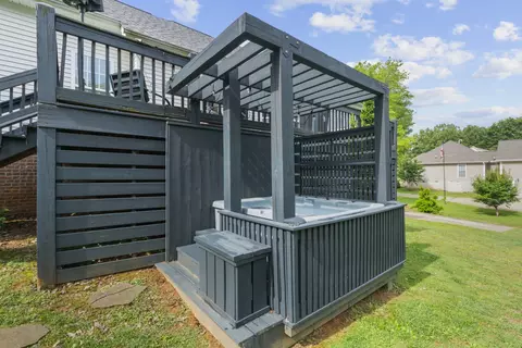 Exterior - 202 Contrary Rd, Burns, TN 37029 photo 6 of 15