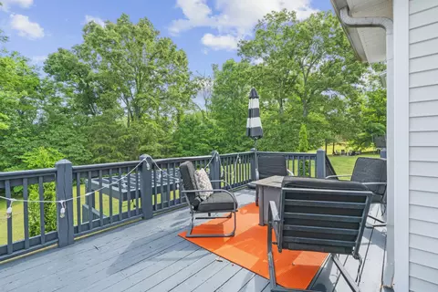 Exterior - 202 Contrary Rd, Burns, TN 37029 photo 3 of 15