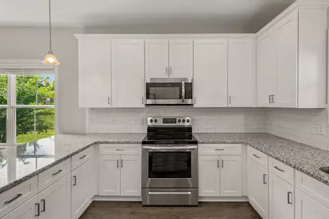 Kitchen - 118 Colson Rd, Dover, TN 37058 photo 4 of 4