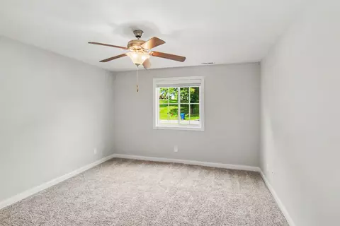 Bedroom - 118 Colson Rd, Dover, TN 37058 photo 3 of 6