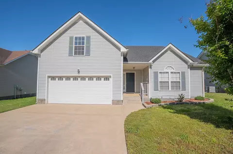 3736 Kendra Ct N, Clarksville, TN 37040