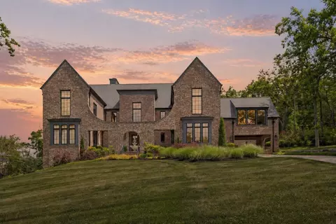 4520 Shys Hill Rd, Nashville, TN 37215
