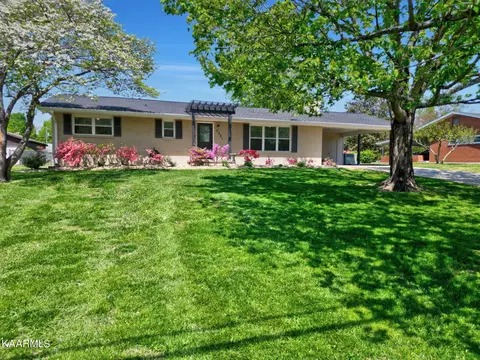 2321 Capri Dr, Knoxville, TN 37912