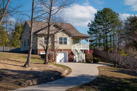 254 Home Place Ct SE, Cleveland, TN 37323