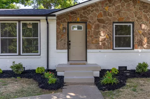 182 Dale Ter, Clarksville, TN 37042