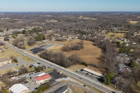 105 Eastside Dr, White House, TN 37188