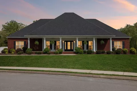 940 Brandy Way, Soddy Daisy, TN 37379