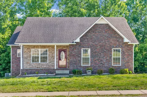 1616 Apache Way, Clarksville, TN 37042