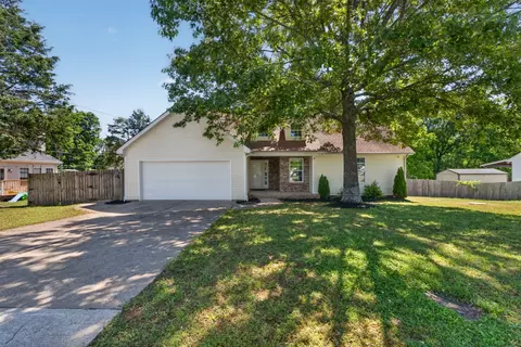 309 Sunnycrest Dr, Murfreesboro, TN 37129