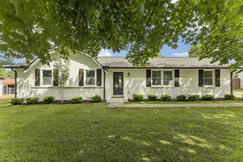 4006 Westwood Dr, Columbia, TN 38401