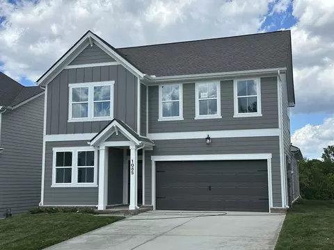 1085 Large Poppy Dr, La Vergne, TN 37086