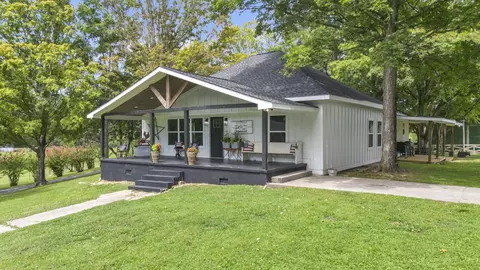 285 SE Old Parksville Trl, Cleveland, TN 37323