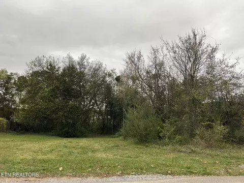 1308 Summitt St, Athens, TN 37303