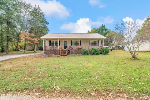 310 Lovin Farm Ct, Vonore, TN 37885