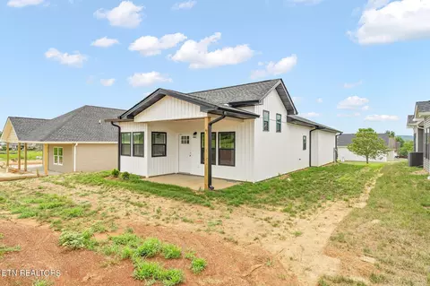 1022 Wentford Ave, Sweetwater, TN 37874