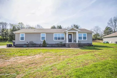 332 Hartfield Ln, Loudon, TN 37774
