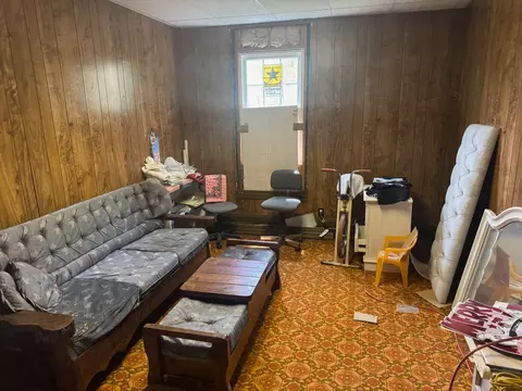 Living - 223 N Main St, Dickson, TN 37055 photo 1 of 2