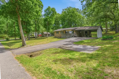 472 Oakville Cir, Parsons, TN 38363