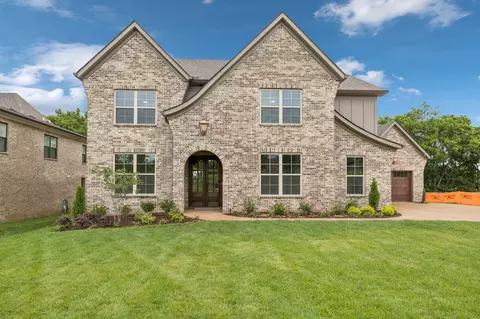 217 Bellsford Rd, Gallatin, TN 37066