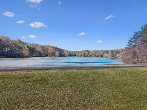 2429 Boston Branch Cir, Signal Mountain, TN 37377