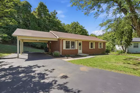 1233 Pleasant View Dr, Cookeville, TN 38501