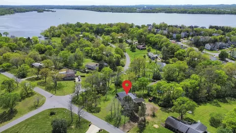 127 Riviera Dr, Hendersonville, TN 37075