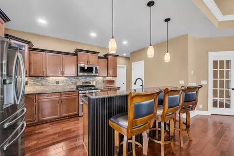 533 Summit View Cir, Clarksville, TN 37043