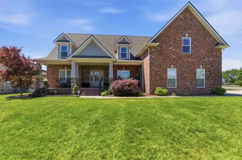 3131 Robinwood Dr, Murfreesboro, TN 37128