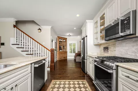 Kitchen - 512 E College St, Murfreesboro, TN 37130 photo 3 of 6