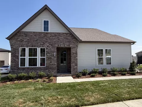 192 Phillips Bnd, Spring Hill, TN 37174 photo 2