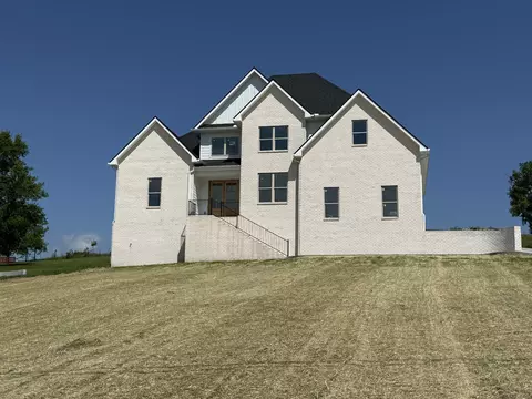 295 Bridle Path Ln, Hartsville, TN 37074