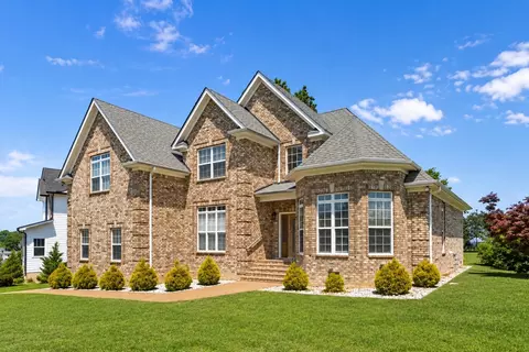 604 Summerbreeze Ln, Antioch, TN 37013