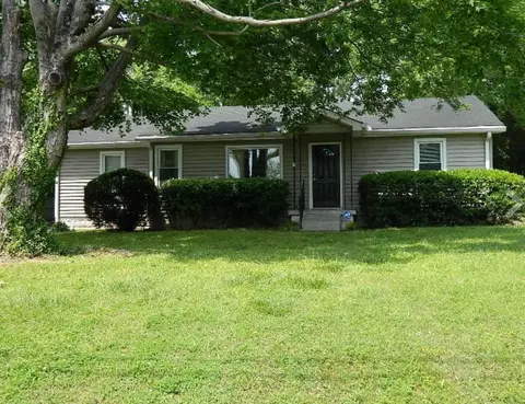 918 Velma Ln, Murfreesboro, TN 37129