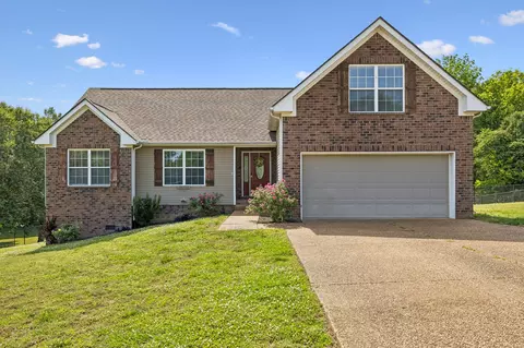 652 Charles Ln, Spring Hill, TN 37174