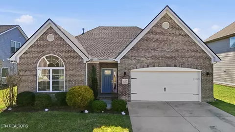 12326 Chirping Bird Ln, Knoxville, TN 37932