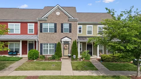 2046 Hemlock Dr, Spring Hill, TN 37174