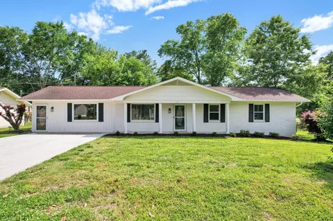 2065 Ann Ln NW, Cleveland, TN 37312